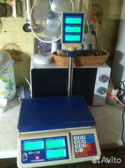 Весы MER-327 и механические напольные