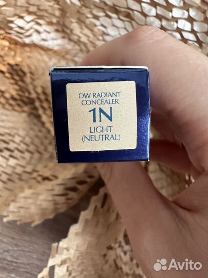 Estee lauder консилер