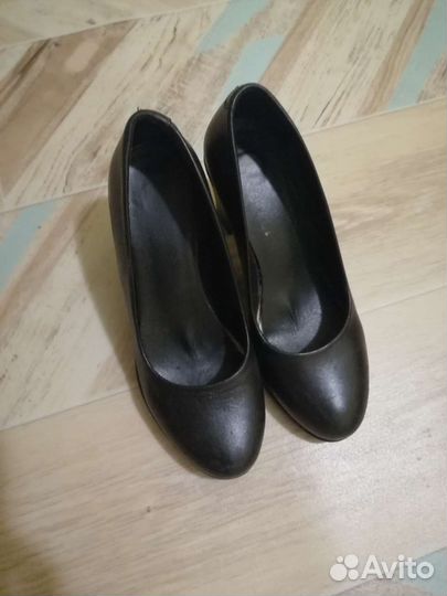 Набор счастливой женщины, вещи, сковородка,тарелка