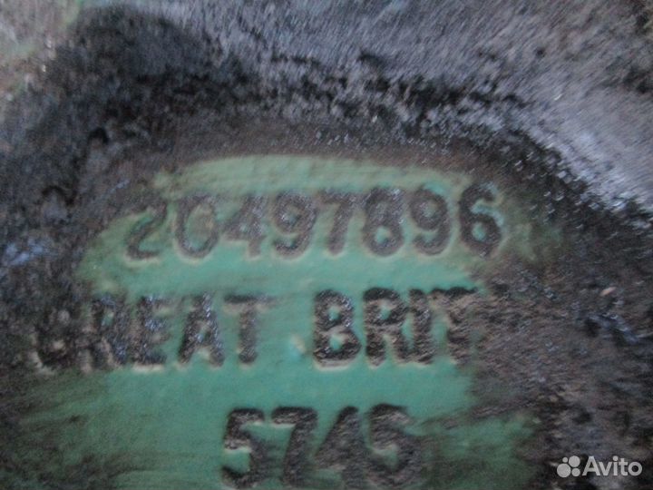 Кронштейн ролика натяжителя Volvo 20497896