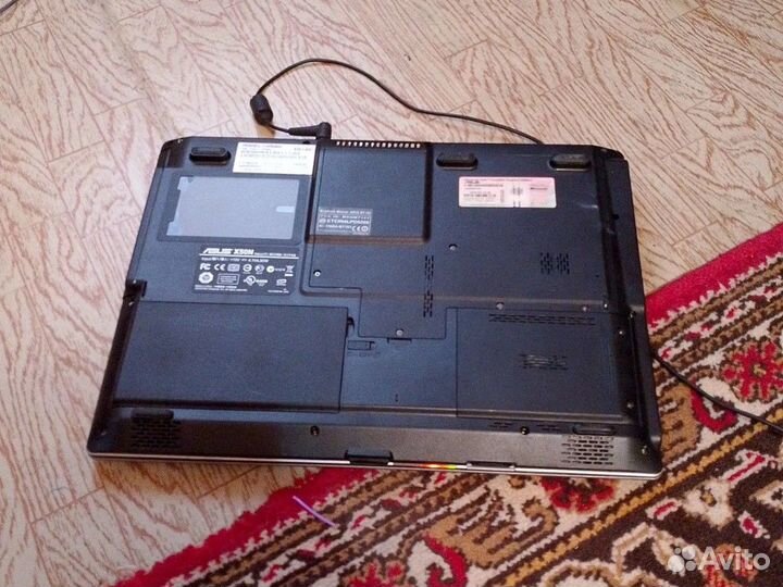 Ноутбук asus на запчасти
