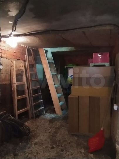 Гараж, > 30 м²