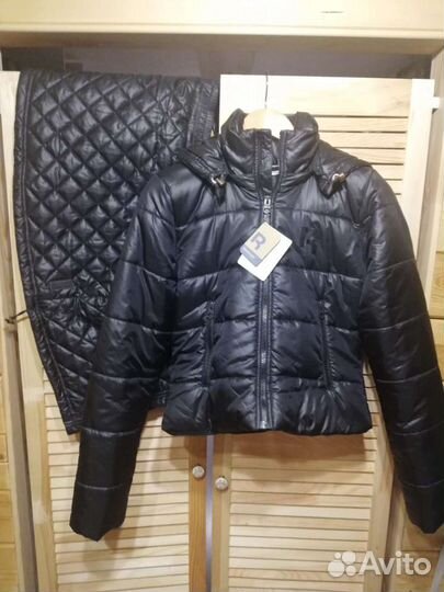 Куртка Reebok. пальто