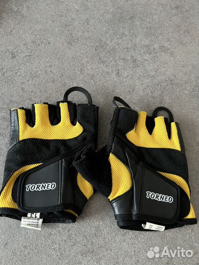 Спортивные перчатки мужские