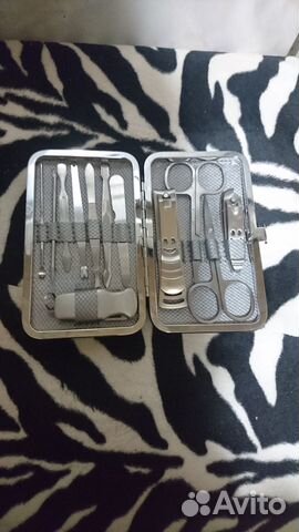 Большой маникюрный набор в красивом,удобном футляр
