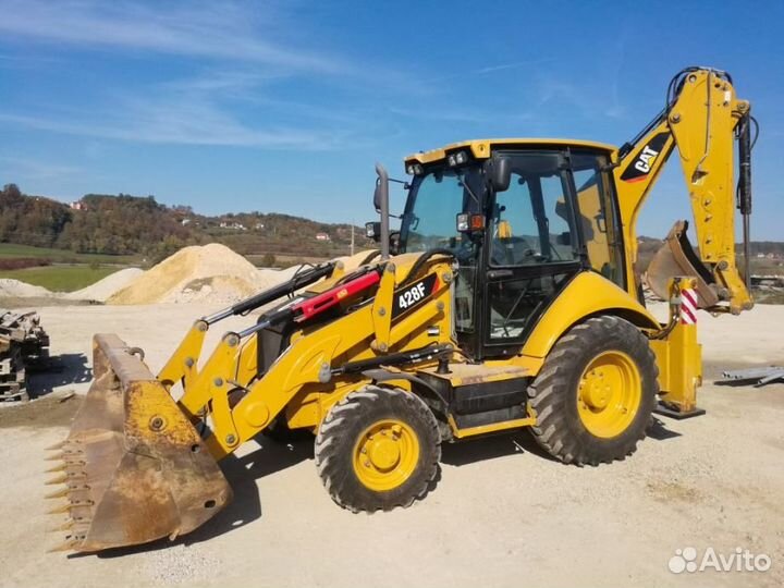 Требуется Машинист экскаватора-погрузчика (550рч)