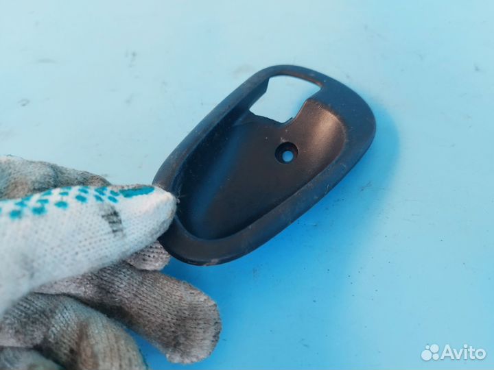 Накладка ручки двери для Mitsubishi Carisma