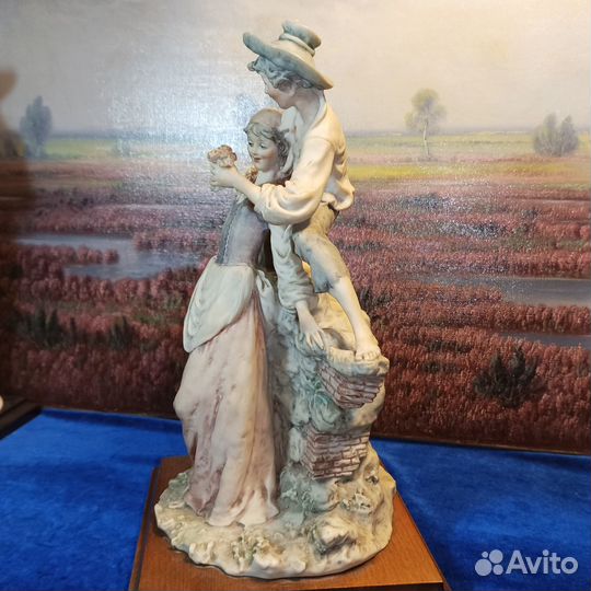 Capodimonte.Влюбленные.Giuseppe Armani.Статуэтка