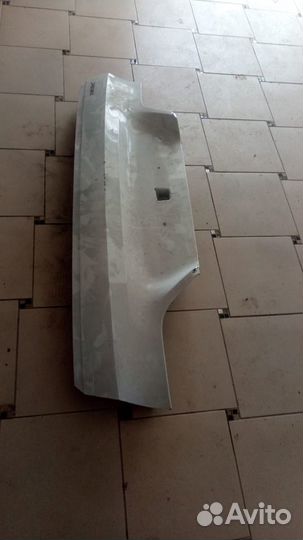 Накладка крышки багажника бмв GT5 кузов f07