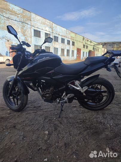 Мотоцикл bajaj pulsar NS200