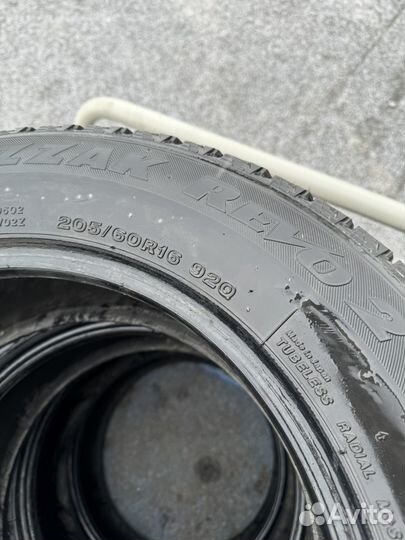 Bridgestone Blizzak Revo2 205/60 R16