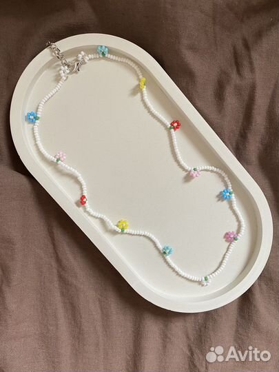 Летнее ожерелье из бисера 