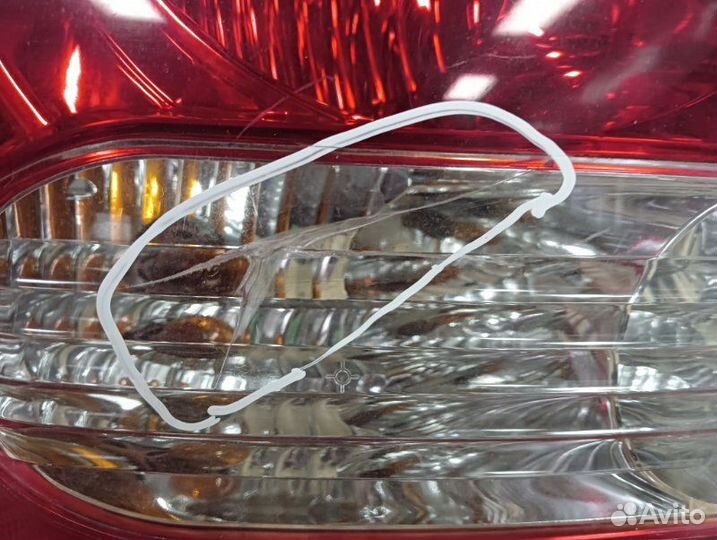 Фонарь левый Ssang Yong Actyon 1 D20DT 2009