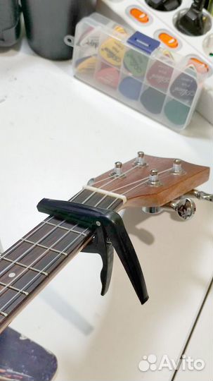 Каподастр для Гитары и Укулеле