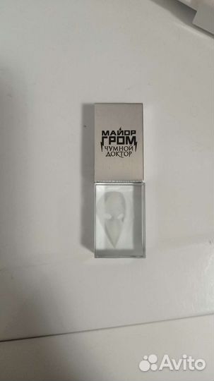 Флешка с расширенной версией фильма Майор Гром