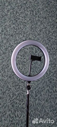 Кольцевая лампа 26 см на штативе 210 см