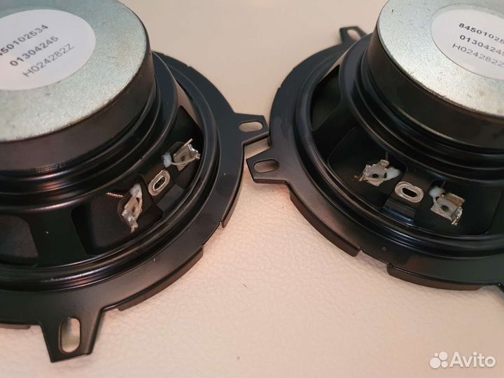 Колонки в авто 13 см