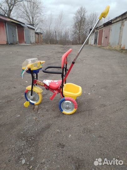 Детский трехколесный велосипед бу