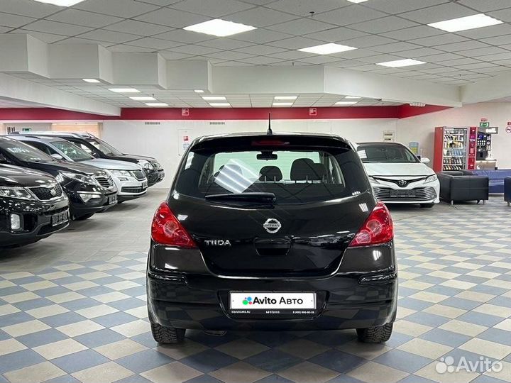 Nissan Tiida 1.6 AT, 2013, 137 323 км