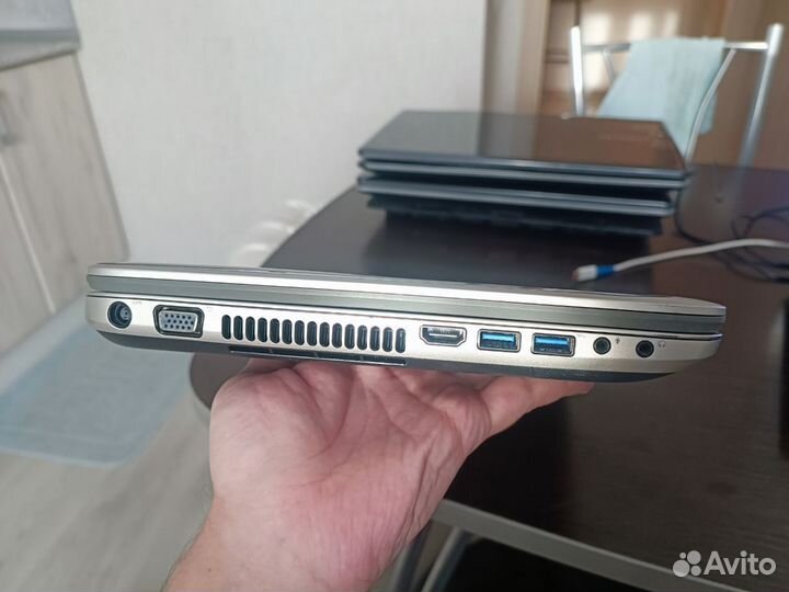 Ноутбук Dell на запчасти
