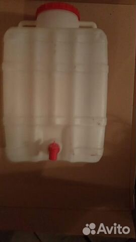 Пластиковый бидон с краном 15 л