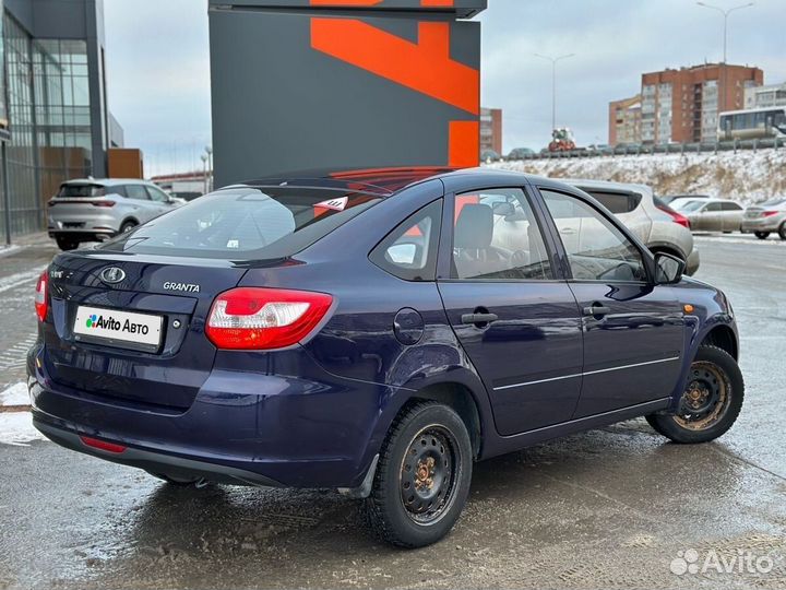 LADA Granta 1.6 МТ, 2015, 108 400 км