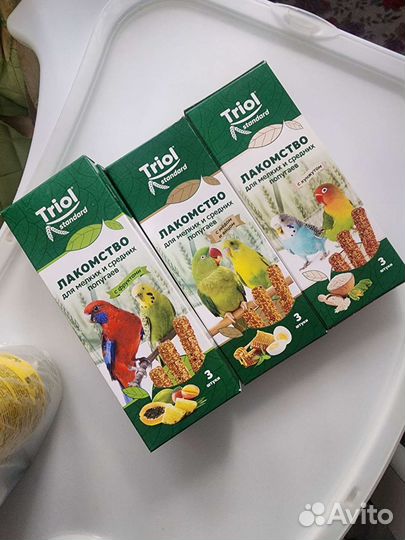 Корм и песок для попугая