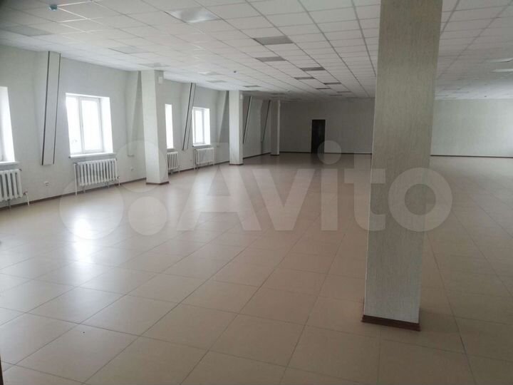 Свободного назначения, 950 м²