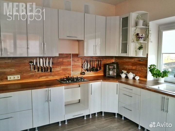 Кухня угловая пластик белый глянец