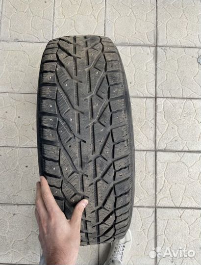 Kormoran Stud 225/65 R17