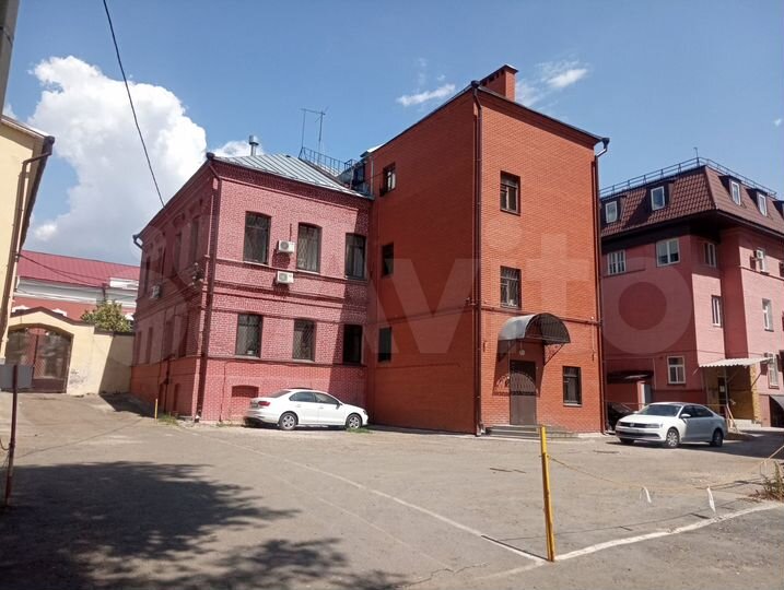 Офис, 600 м²