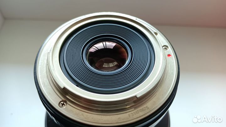 Широкоугольный объектив Samyang 14mm f 2.8 EF