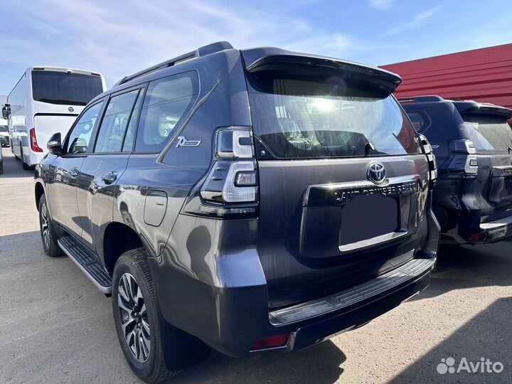 Toyota Land Cruiser Prado 2.8 AT, 2022, 1 км