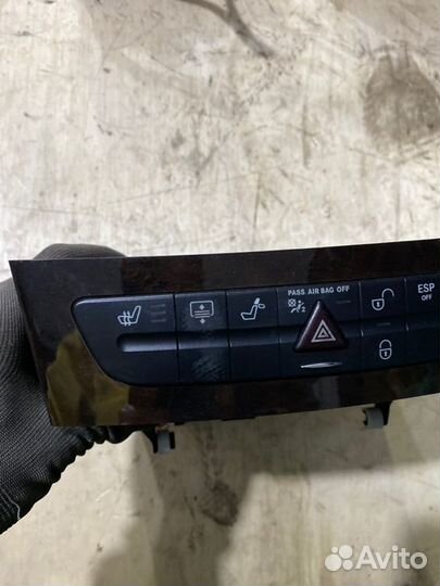 Cd-чейнджер Mercedes-Benz Cls-Class W219 M273E55