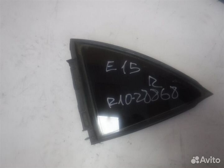 Стекло двери задней правой (форточка) Toyota Coro