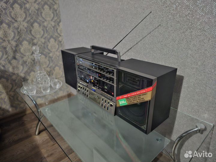 Кассетный магнитофон