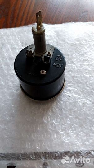 Часы автомобильные