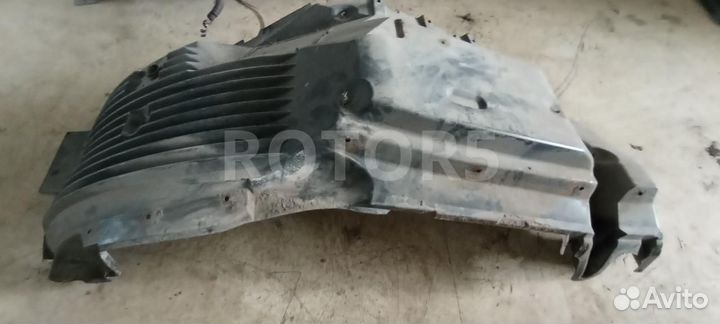 Подкрылок передний левый MAN TGX 2008 81612300207