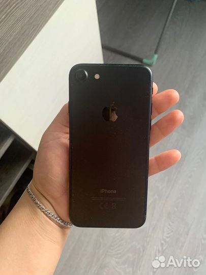 iPhone 7, 32 ГБ