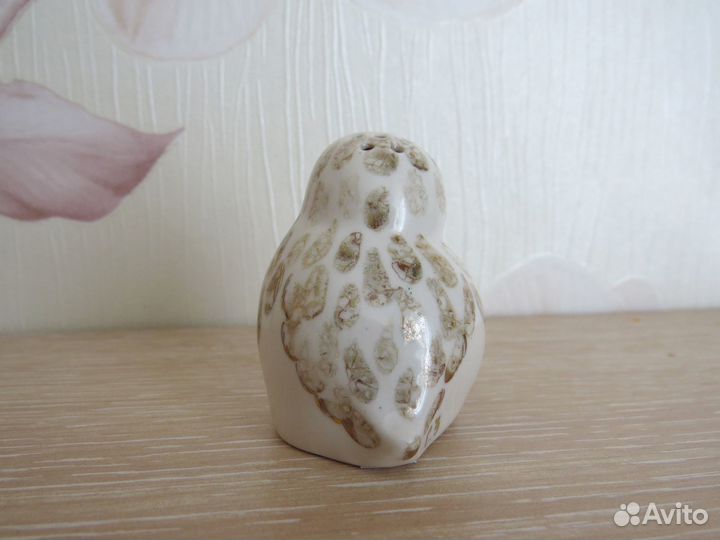 Фарфоровая солонка-куропатка