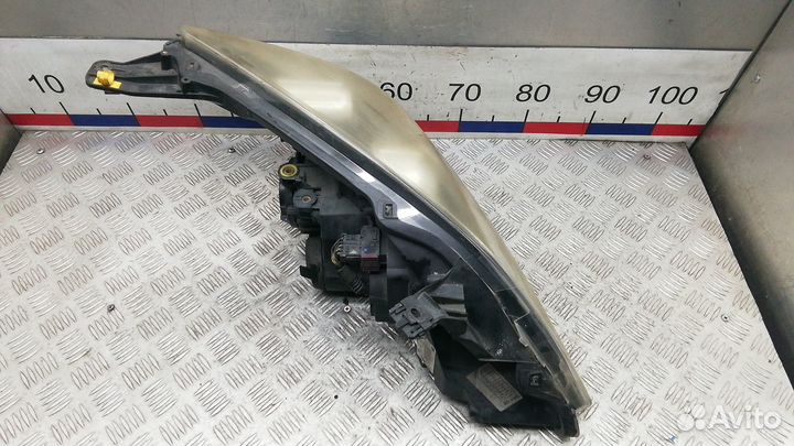 Фара Opel Vectra C (2002-2008)