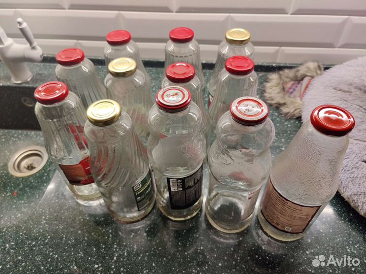 12 пустых стеклянных бутылок из-под сока Nargile