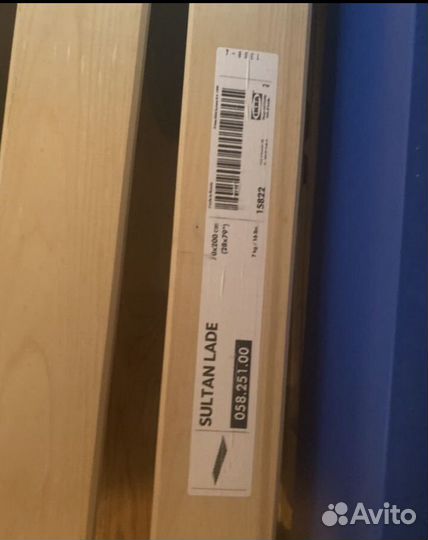 Детская кровать IKEA с матрасом и бортиком