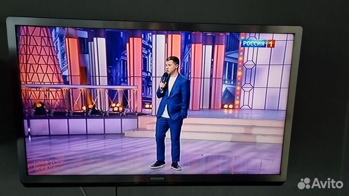 Телевизор SMART tv 32 бу