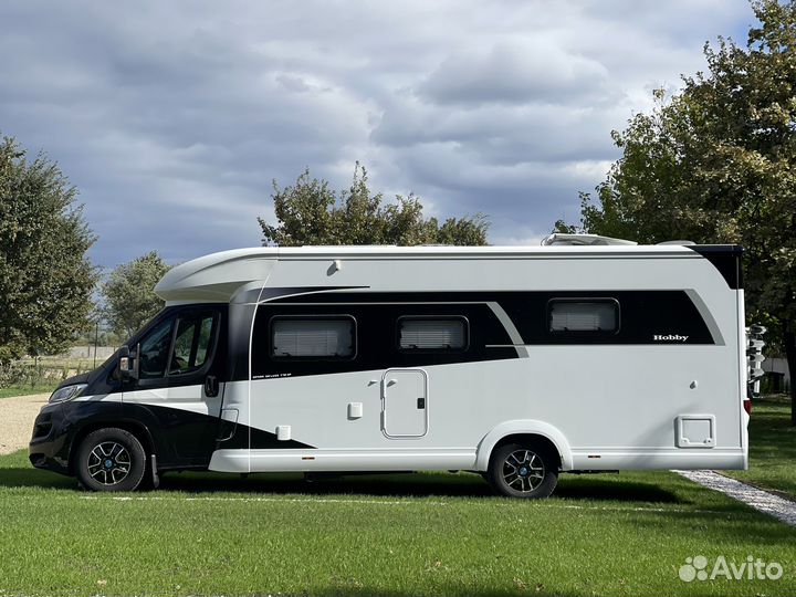 Полуинтегрированный Hobby Optima De Luxe, 2019