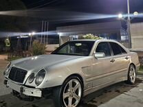 Mercedes-Benz E-класс 2.3 MT, 1996, 290 000 км, с пробегом, цена 265 000 руб.