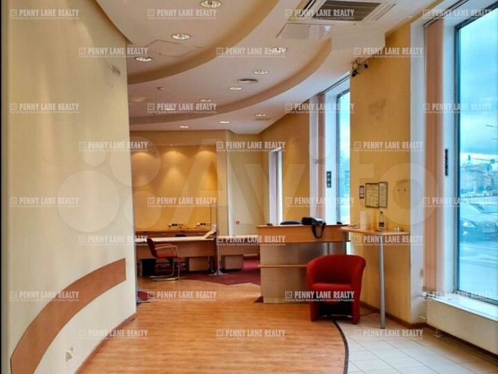 Продам торговое помещение, 476 м²