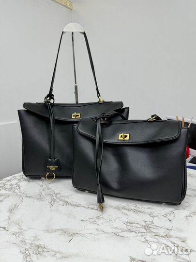 Balenciaga сумка два размера 30 и 35 см