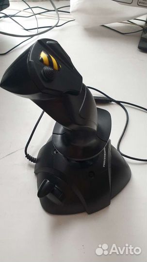 Штурвал Thustmaster