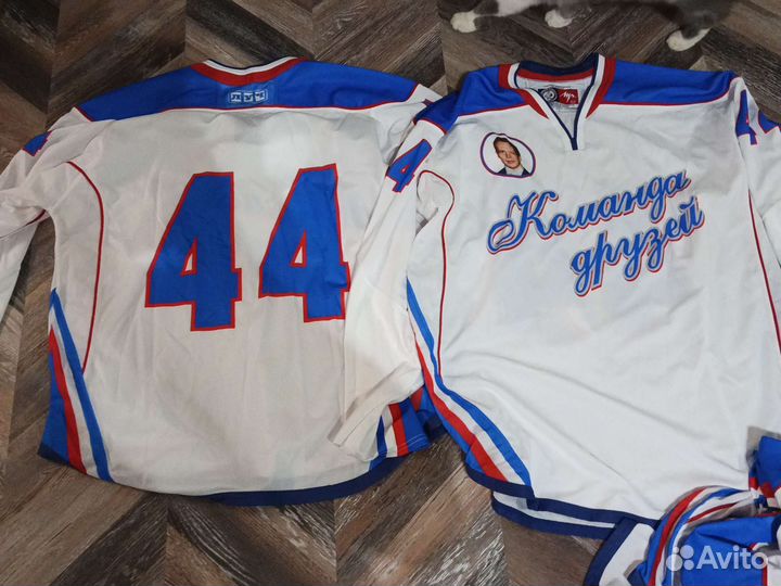 Майки для хоккей, форма, манишки